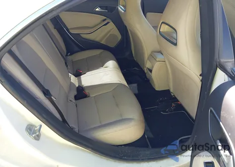 2014 Mercedes-Benz Cla 250 из США, поврежденный, VIN WDDSJ4EB0EN059086